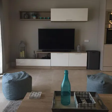 Modern With View To Gibraltar, Large Terrace And Jacuzzi Сasa de vacaciones Estepona